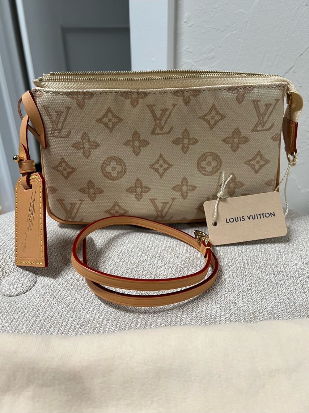 Louis Vuitton Pochette Accesories- Monogram Aniversary- NWT